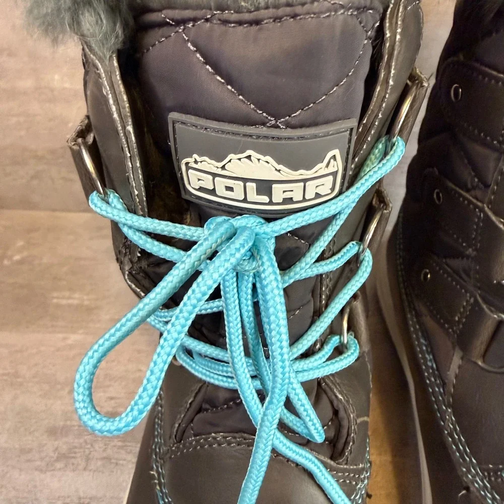 Polar Womens Winter Snow Boots Gray Faux Fur Trim Quilted Duck Boots Blue Laces